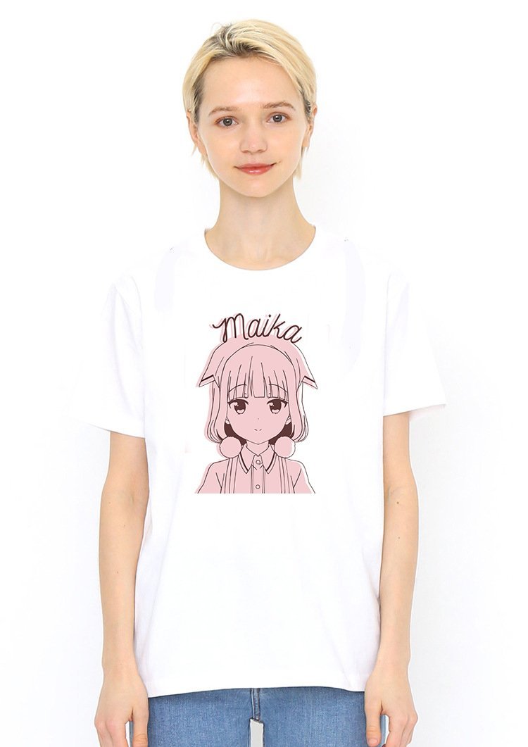 Maika White T Shirt Model